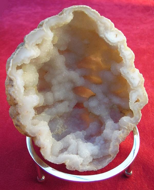 Stand for geode